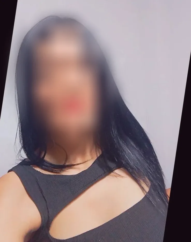 Emma, 25