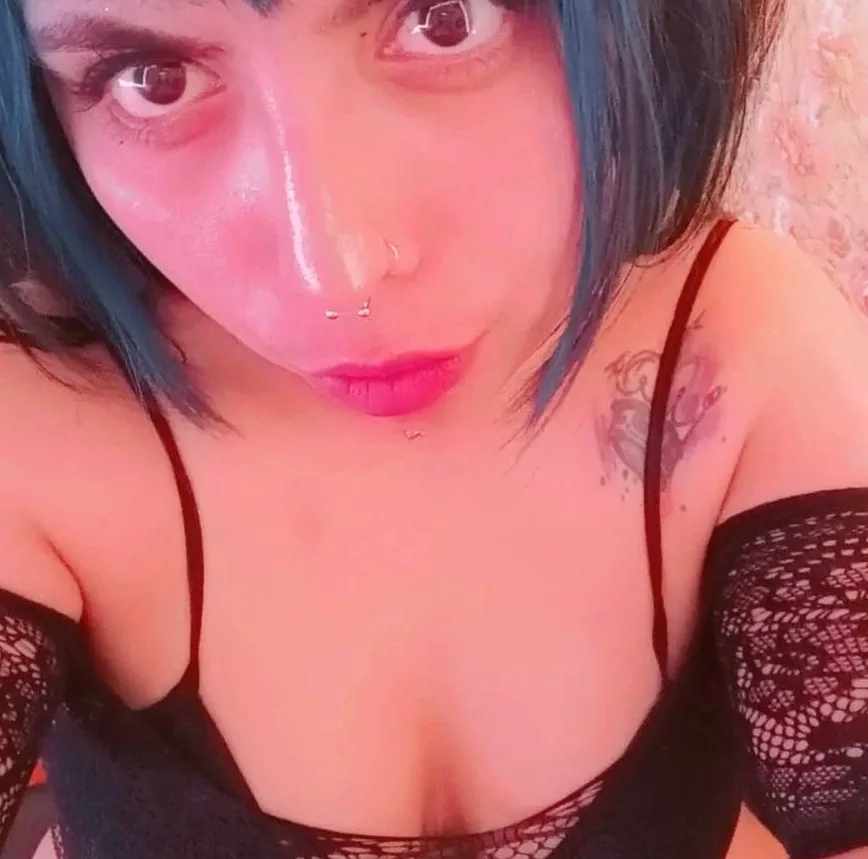 Monica, 30