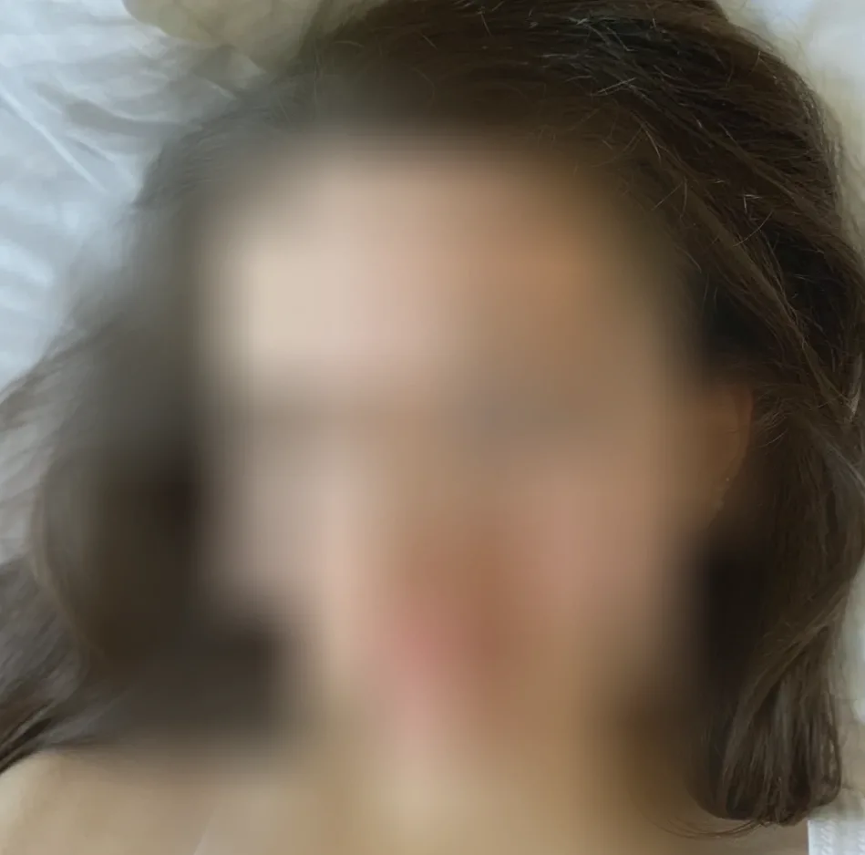 Sandra, 24